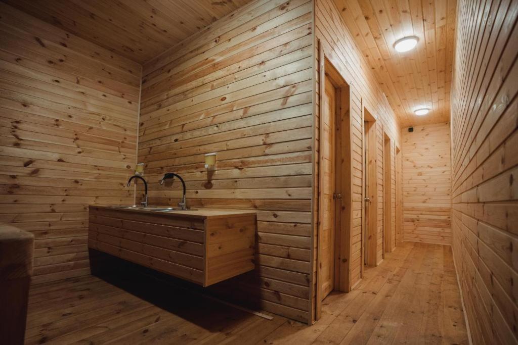 Готель Glamping Mandra Kanev Leplyavo Екстер'єр фото